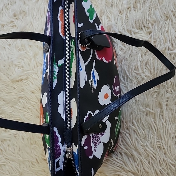 SALE💥COACH Large City Tote with Wildflower Print - Picture 5 of 15